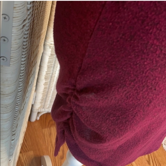 Express Tunic Sweater - Picture 3 of 5